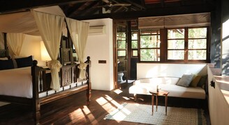 5 Star Hotels Near Cheshire Cat Gallery Goa Starts 4086 Upto