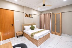 Daily Stays Wakad 2BHK Queen Beds, Pune