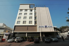 Hotel-S-Park, Khammam