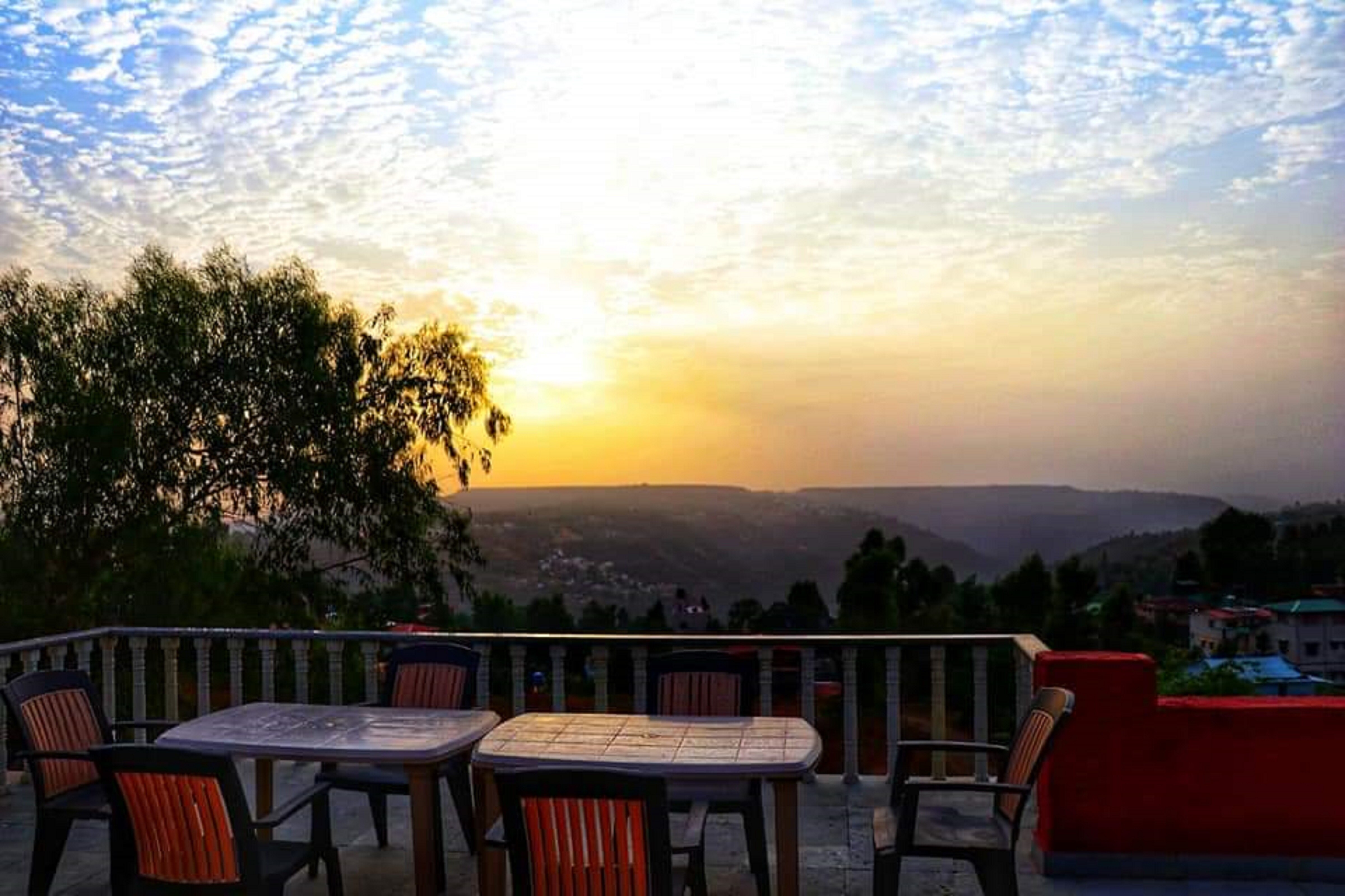 Valley Green Villa A2 -  Panchgani - Tap to explore photos