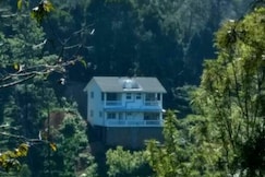 Winterbourne Chalet 3BHK Villa, Coonoor