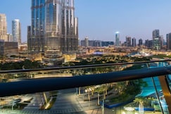Lux 2BR @Downtown Views With Glorious Burj View, Dubai