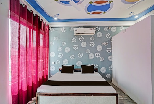 SPOT ON THE PRATHAM HOTEL