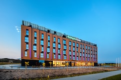 Holiday Inn Express - Rzeszow Airport, Lancut