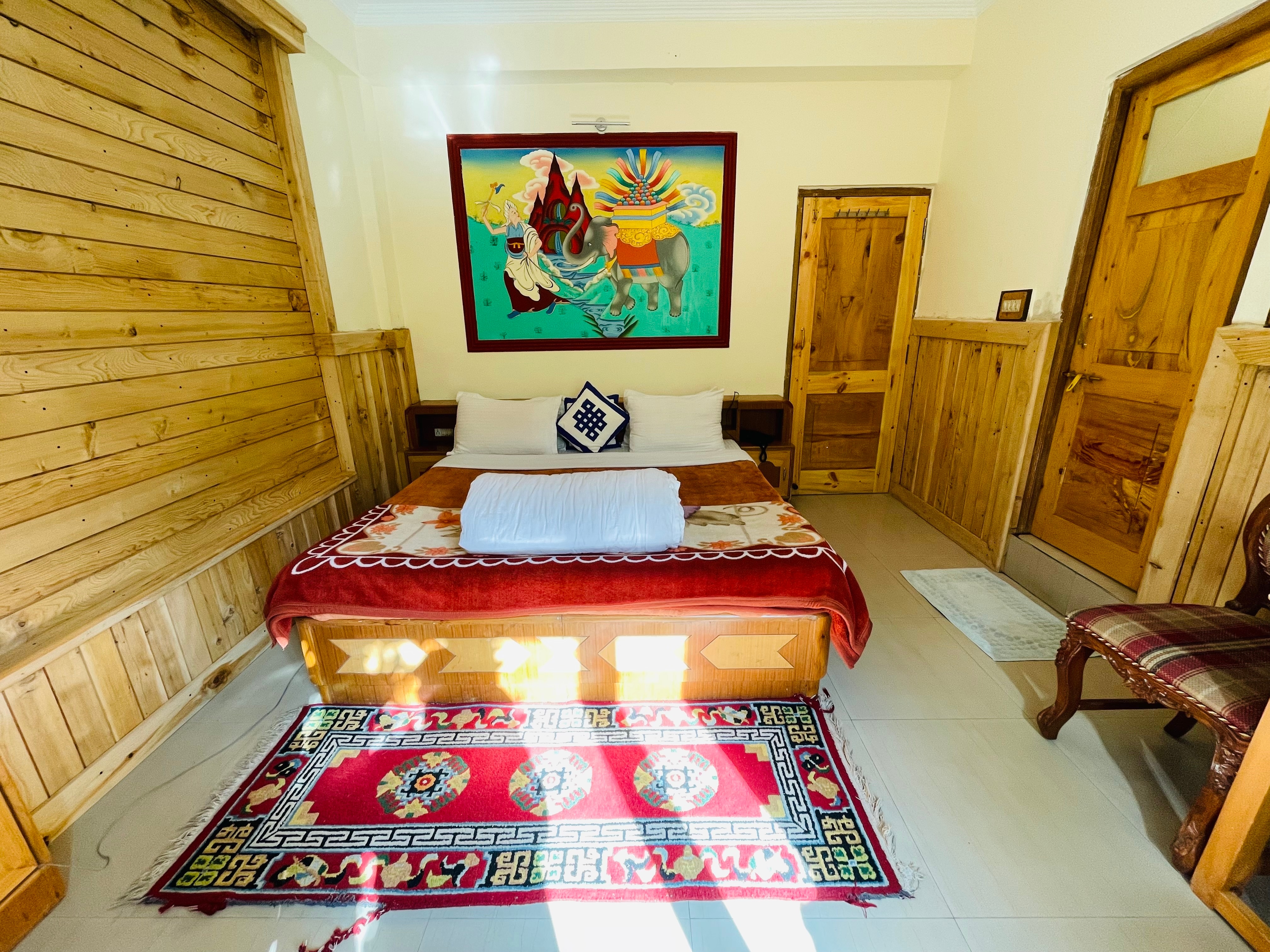 Grand Shamba-La Kalpa - Tap to explore photos