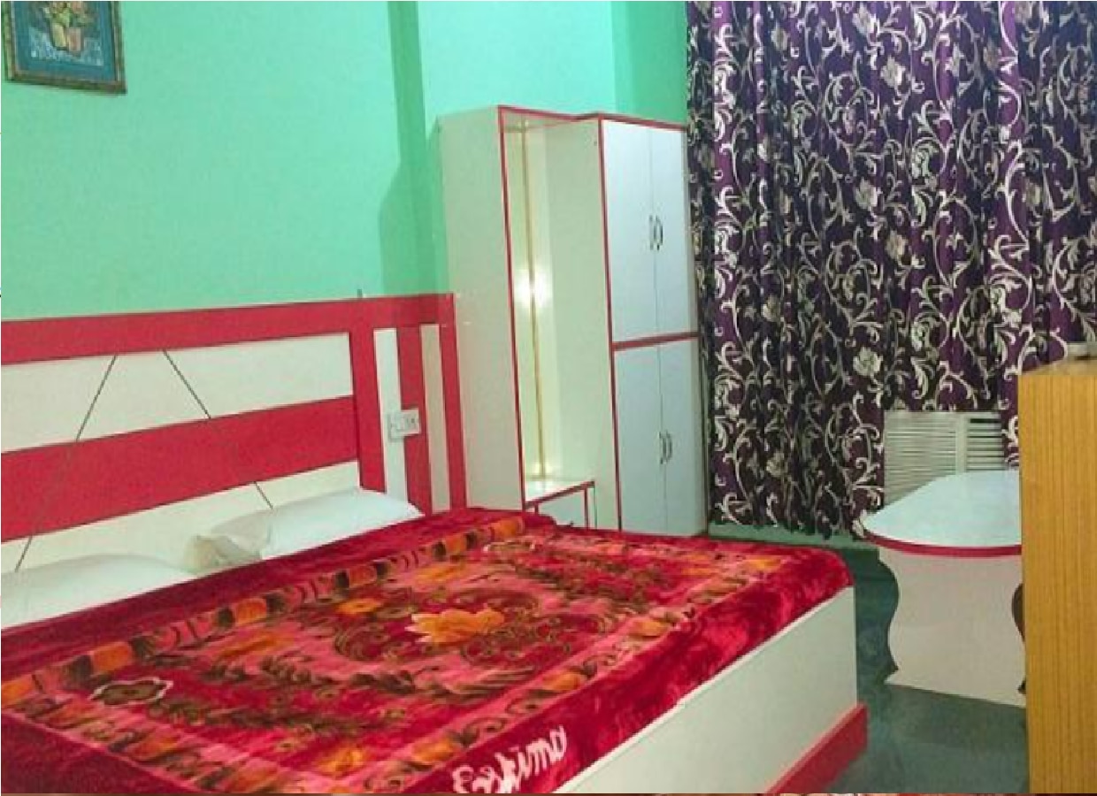 Hotel Maa Saraswati - Tap to explore photos