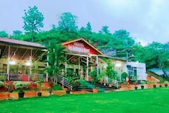 Raj Cottage Nature Luxury Resort, Karjat