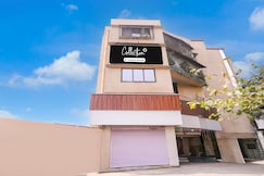 Collection O Kalyan East, Kalyan