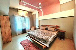 The Purple Leaf (Premium) Home stay, Ratnagiri