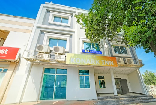 FabHotel Konark Green