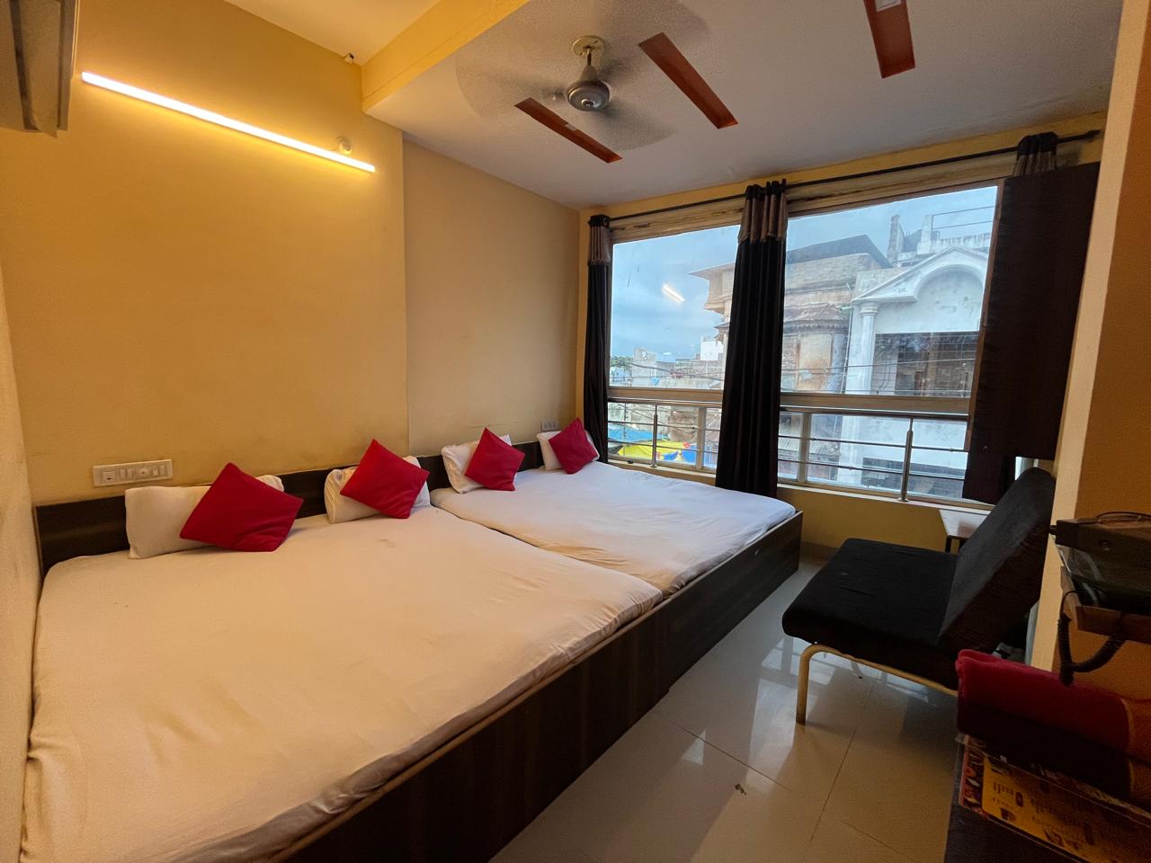 Hotel Shree Gopal Heritage Ujjain - Tap to explore photos