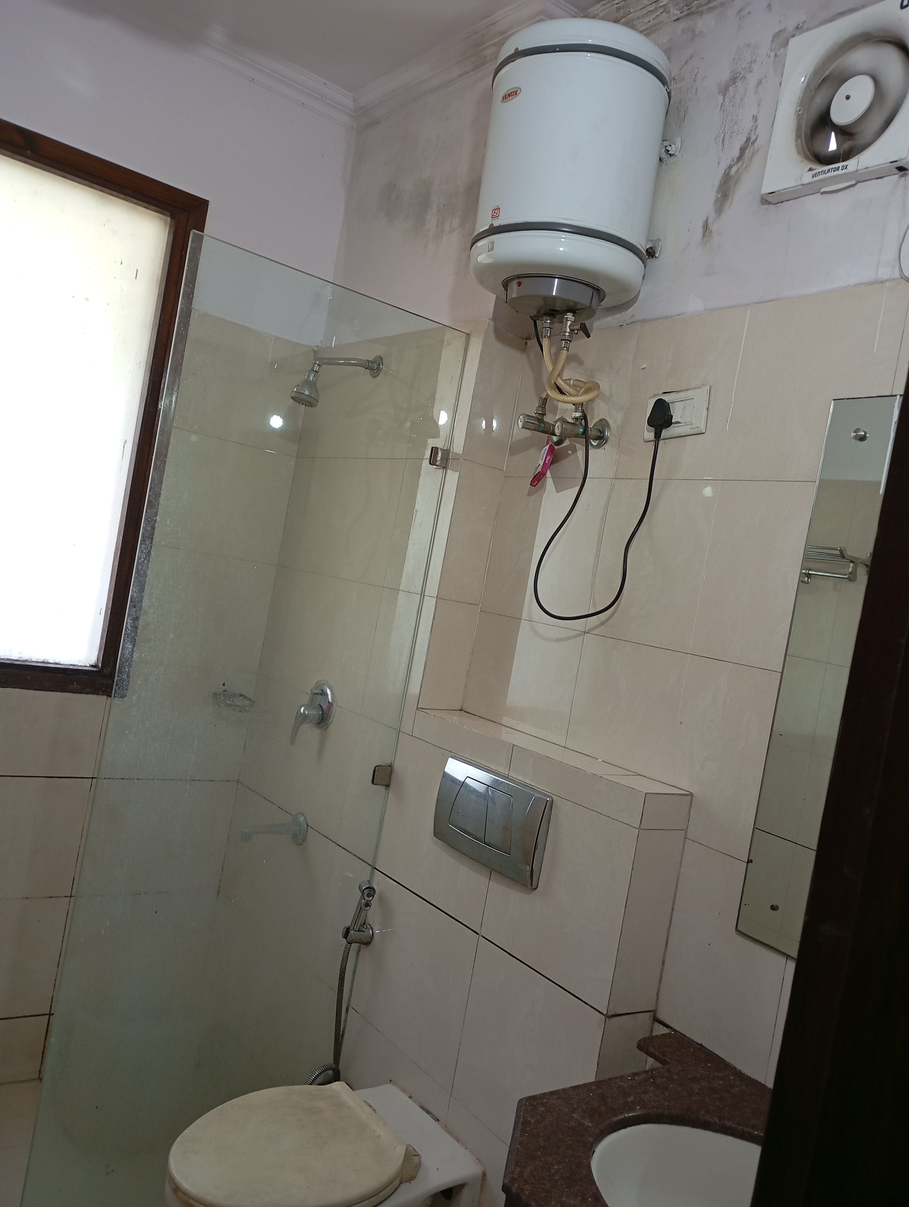 HOTEL ROYAL INDIA - SOUTH CITY 1 - Tap to explore photos