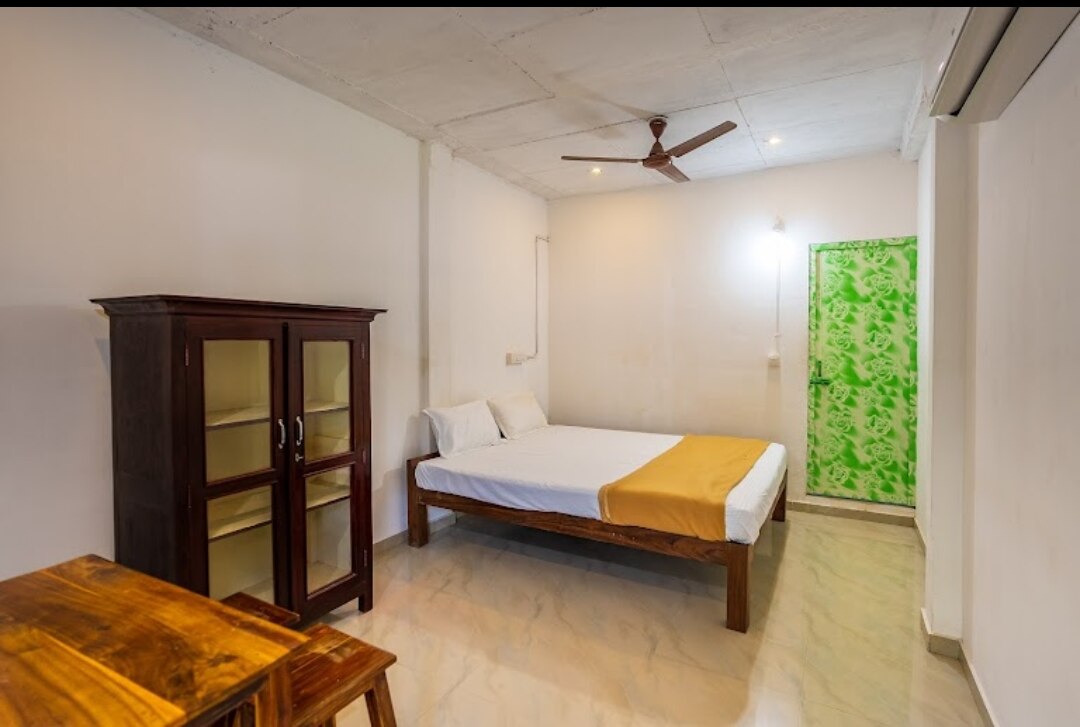 blue lotus hostel - Tap to explore photos