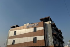 Madhuram Inn, Greater Noida