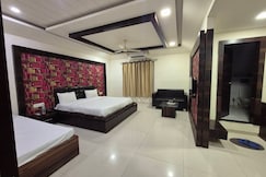 Sai Kripa Hotel, Dewas