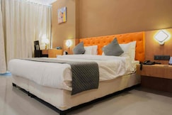 The Dwarikadish, Ayodhya