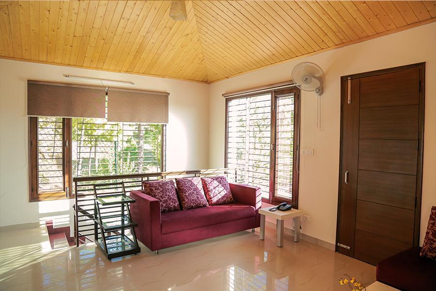 Kasauli Pine View | 2 BHK Cottages - Tap to explore photos