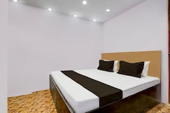 SPOT ON K S, Prayagraj