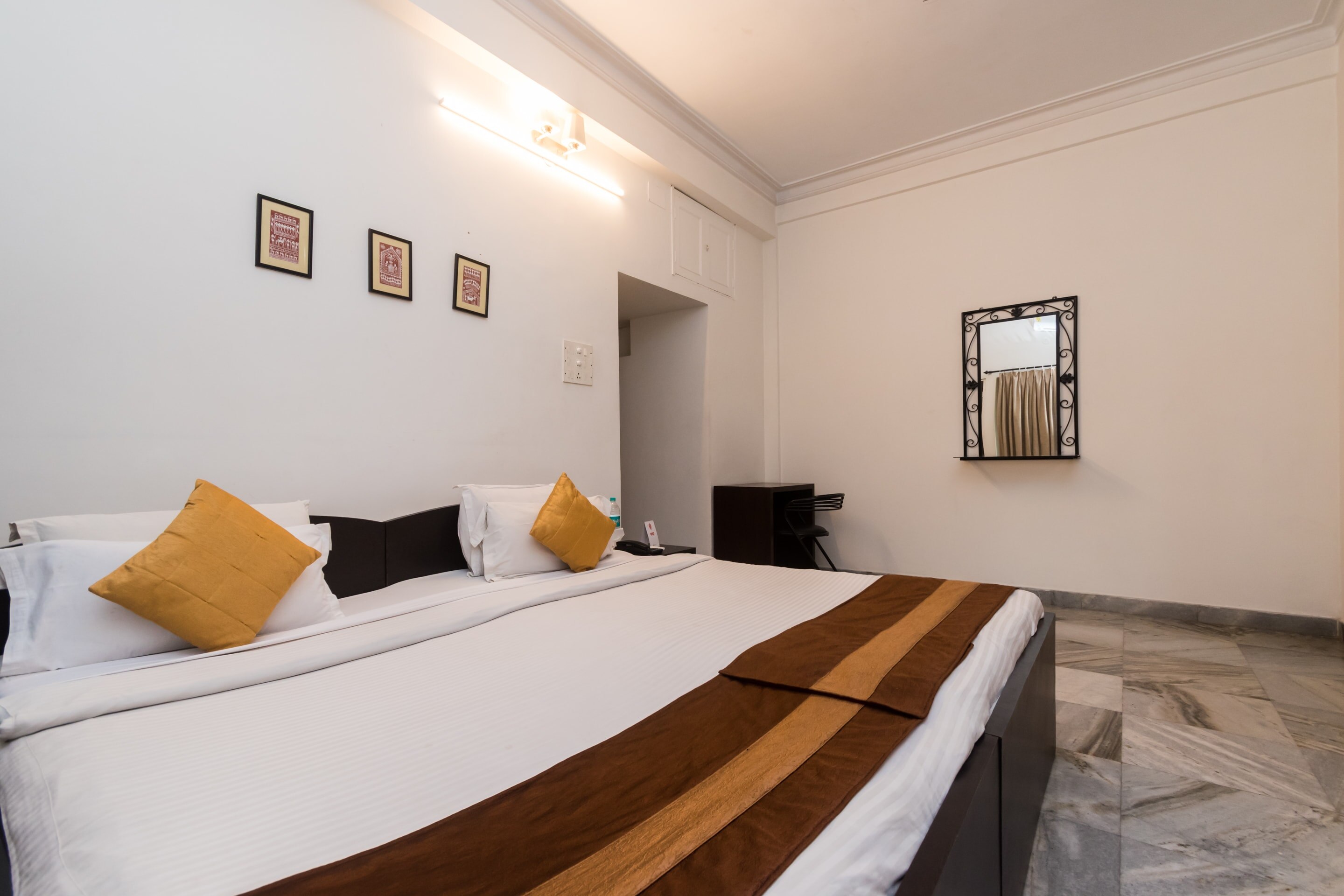 Hotel O Rathi Kunj Near City Centre Salt Lake - Tap to explore photos