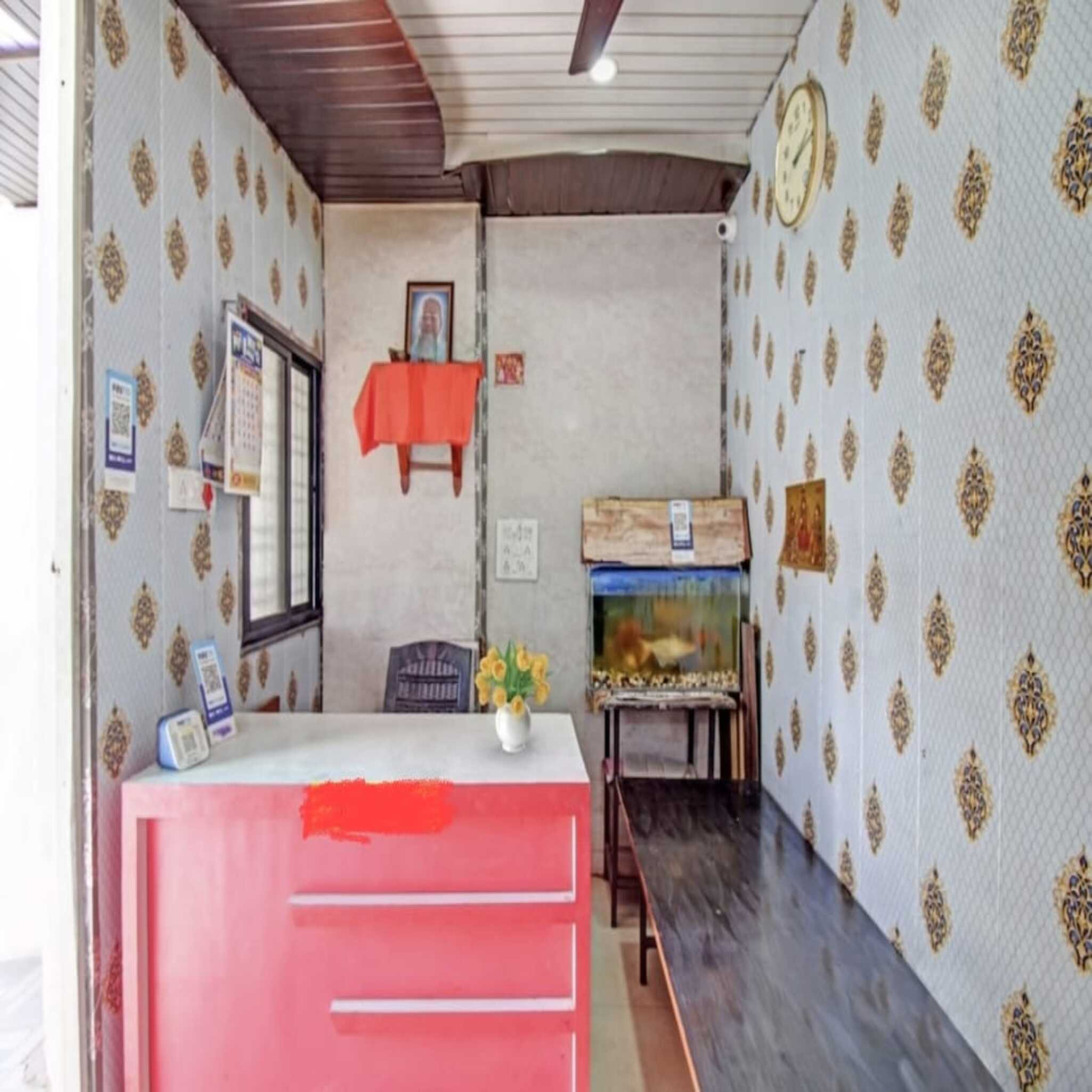 HOTEL SHREE GANESH - Tap to explore photos