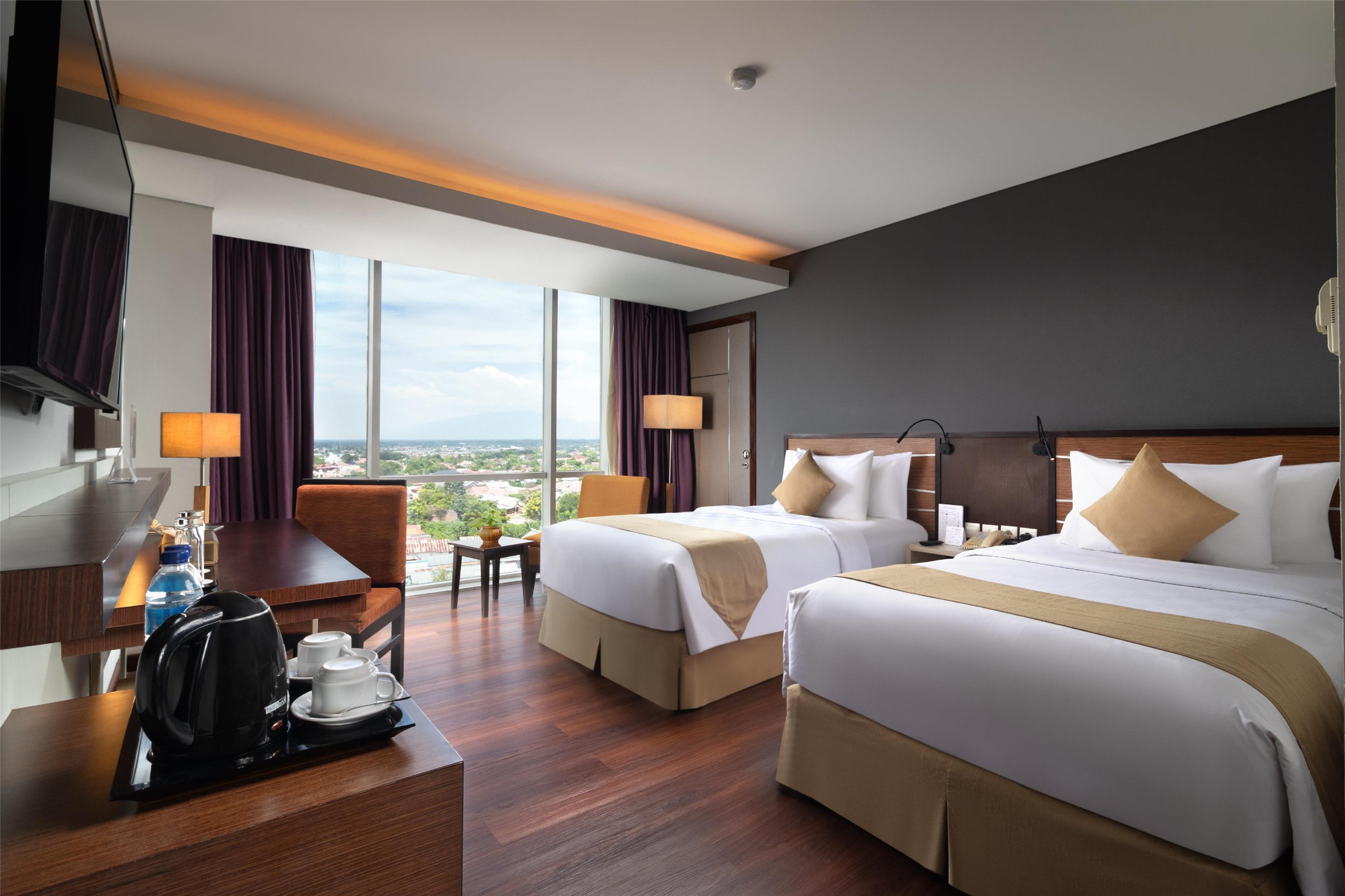 Best Western Plus Coco Palu - Tap to explore photos