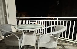 2 Bedroom Deluxe Apartment