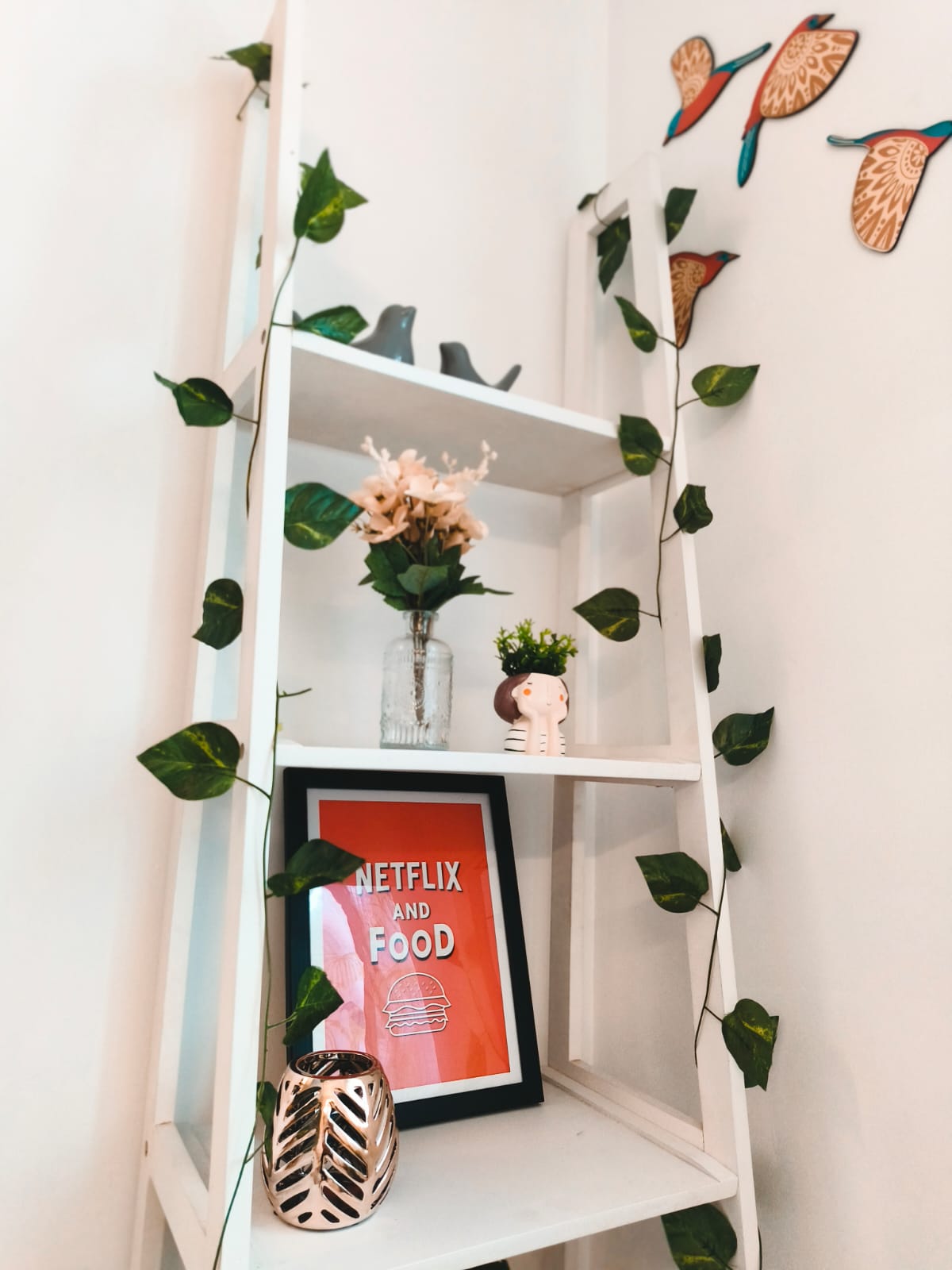 Urban Rose - Luxurious Lakefront AC 3 BHK - Tap to explore photos