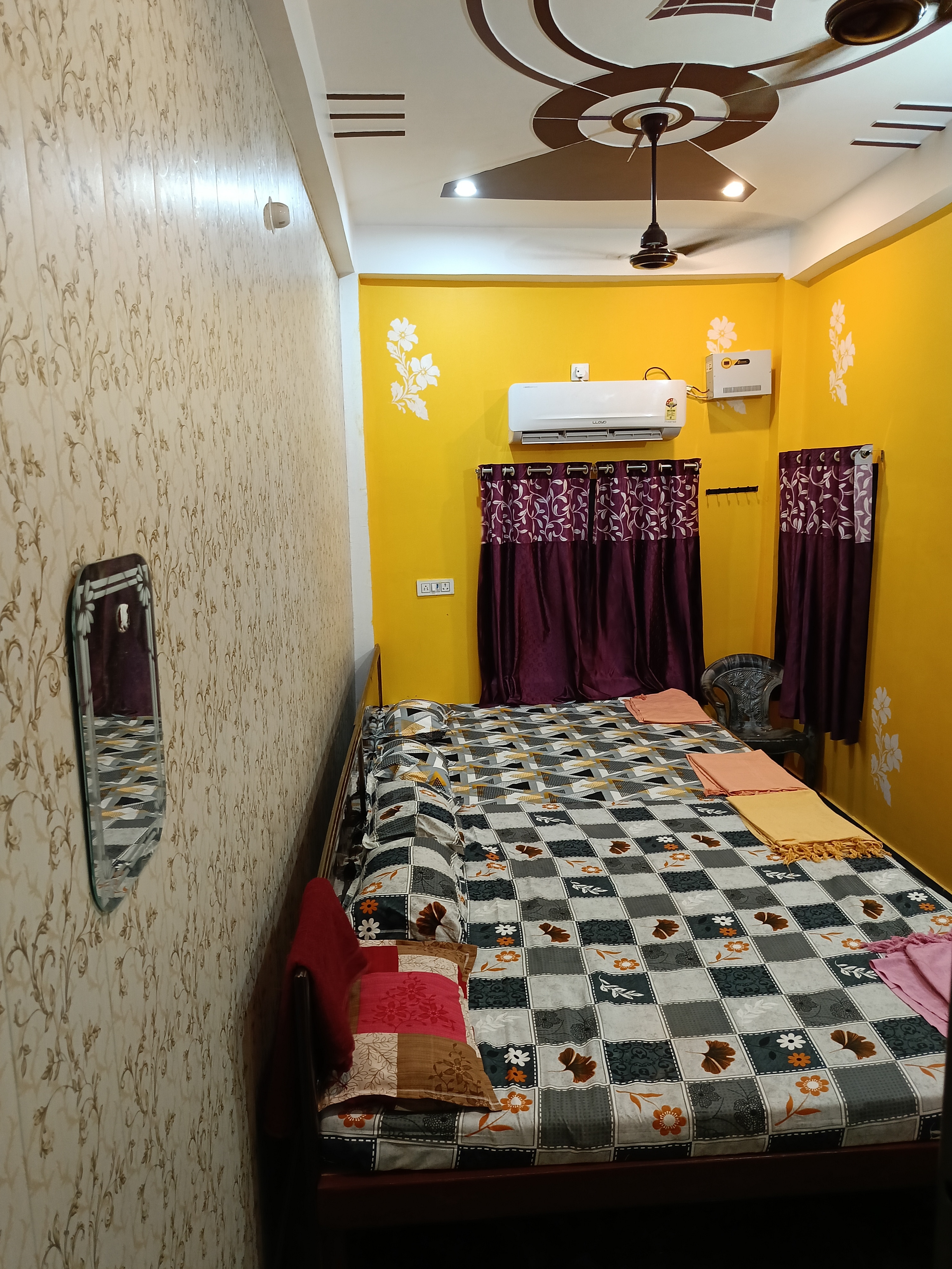 Maa janki homestay and paying guest house - Tap to explore photos