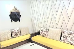 Bamboo Stays - AC Stylish 2bhk Near Hi Street Balewadi, Pune