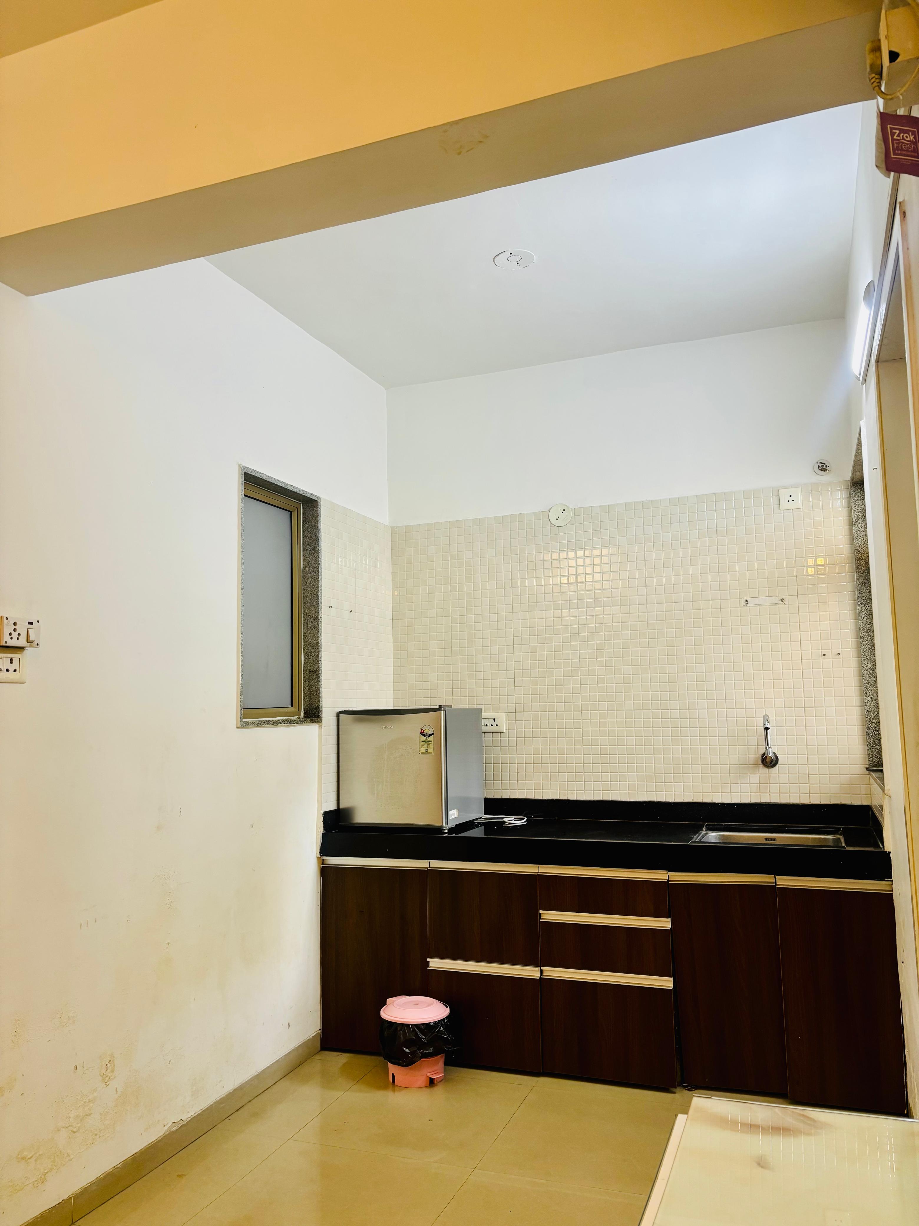 2 BEDROOM APARTMENT WITH SIT OUT & BALCONY 1