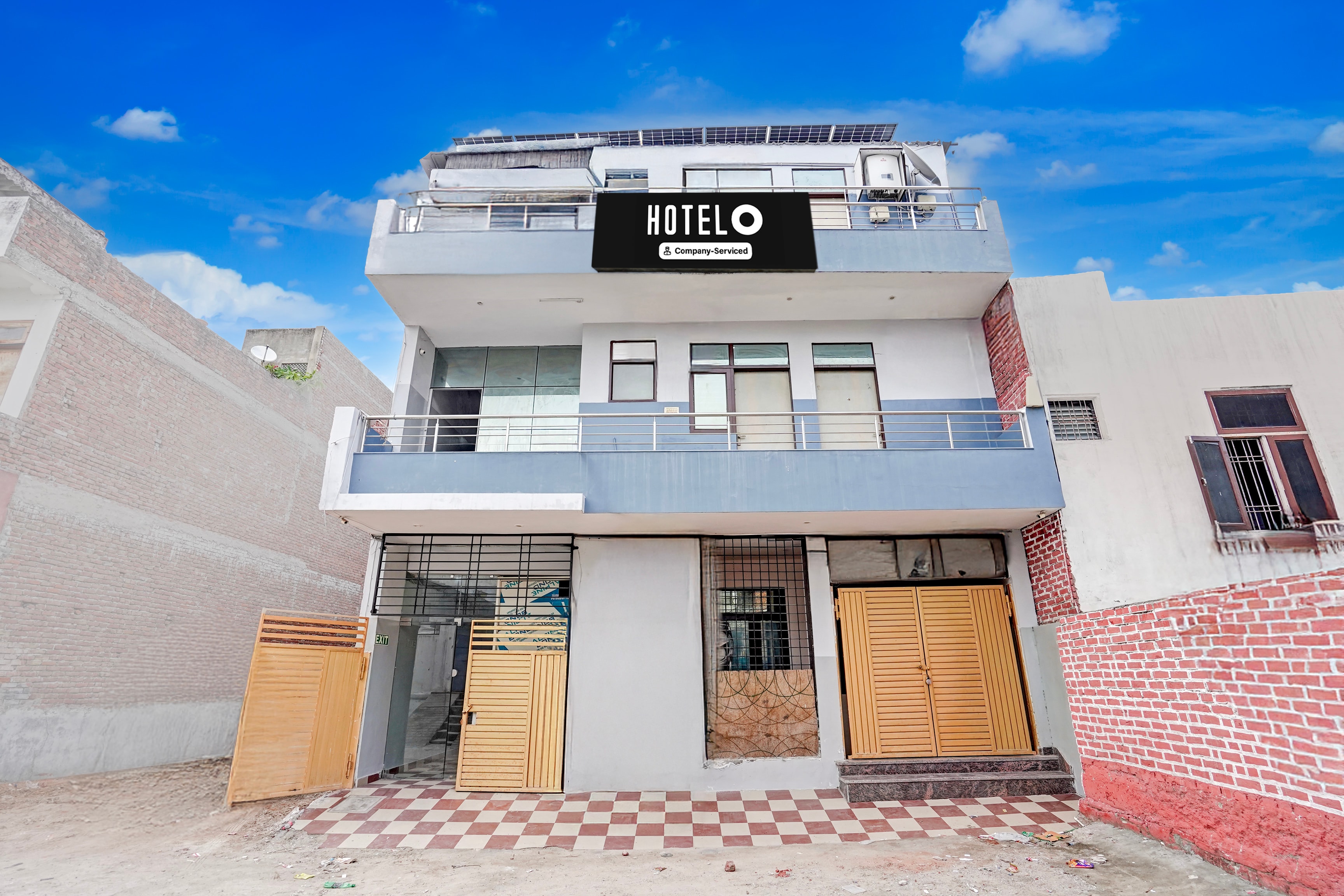 Hotel O Vivek Vihar Metro Station Formerly Ved Villas - Tap to explore photos