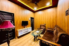 Vaaranya Woodhouse | Entire 1BHK Apartment, Varanasi