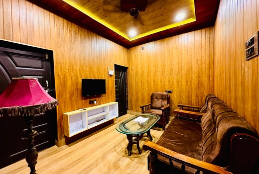 Vaaranya Woodhouse | Entire 1BHK Apartment