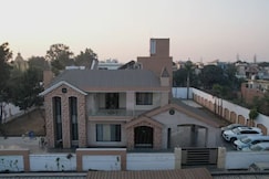 Crown Villa, Jagraon