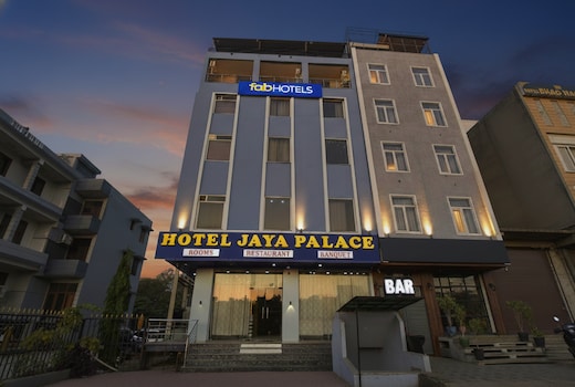 FabHotel Jaya Palace