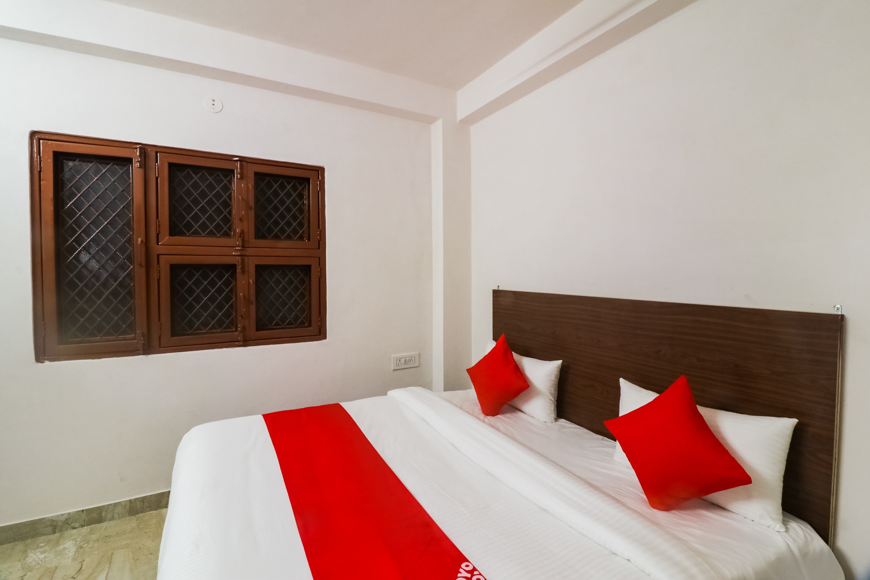 Hotel O Lovely Inn Near Akshardham - Tap to explore photos