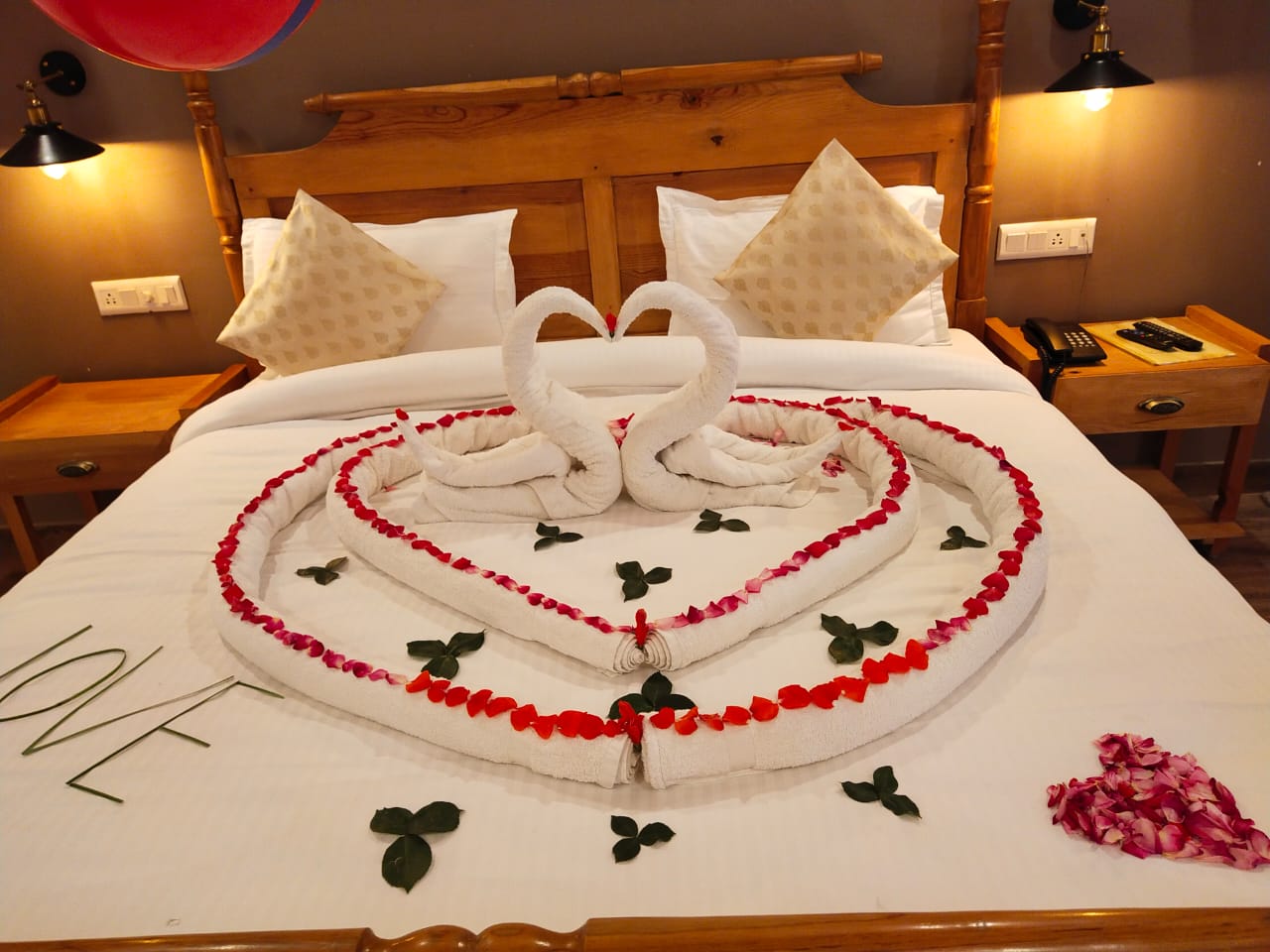 How To Decorate A Hotel Room For Your Boyfriend Shelly Lighting