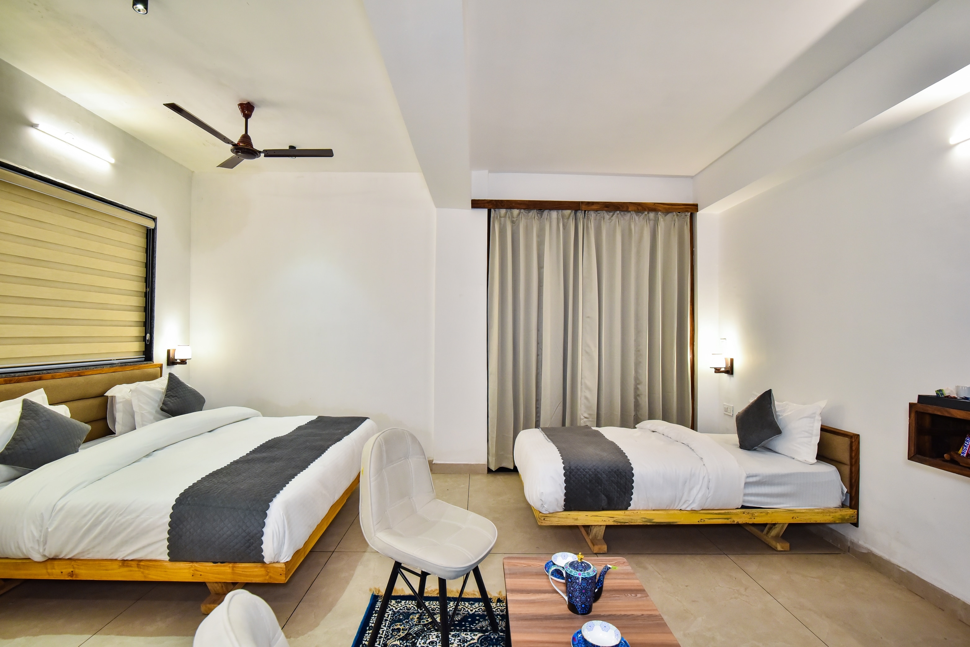 LA Riqueza Koala Inn Mcleod Ganj - Near to Dalai Lama Temple & Mall Road - Tap to explore photos