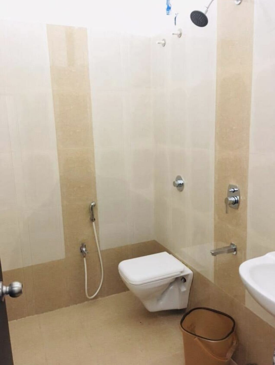 Hotel Airan Residency - Tap to explore photos