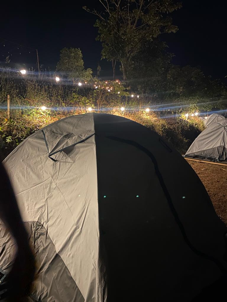 Lakeside Nirvana Camping - Tap to explore photos