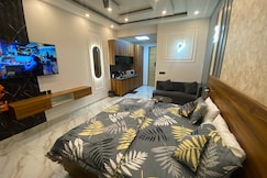 The Private Perch  Gaur City Center  Gr Noida west, Greater Noida