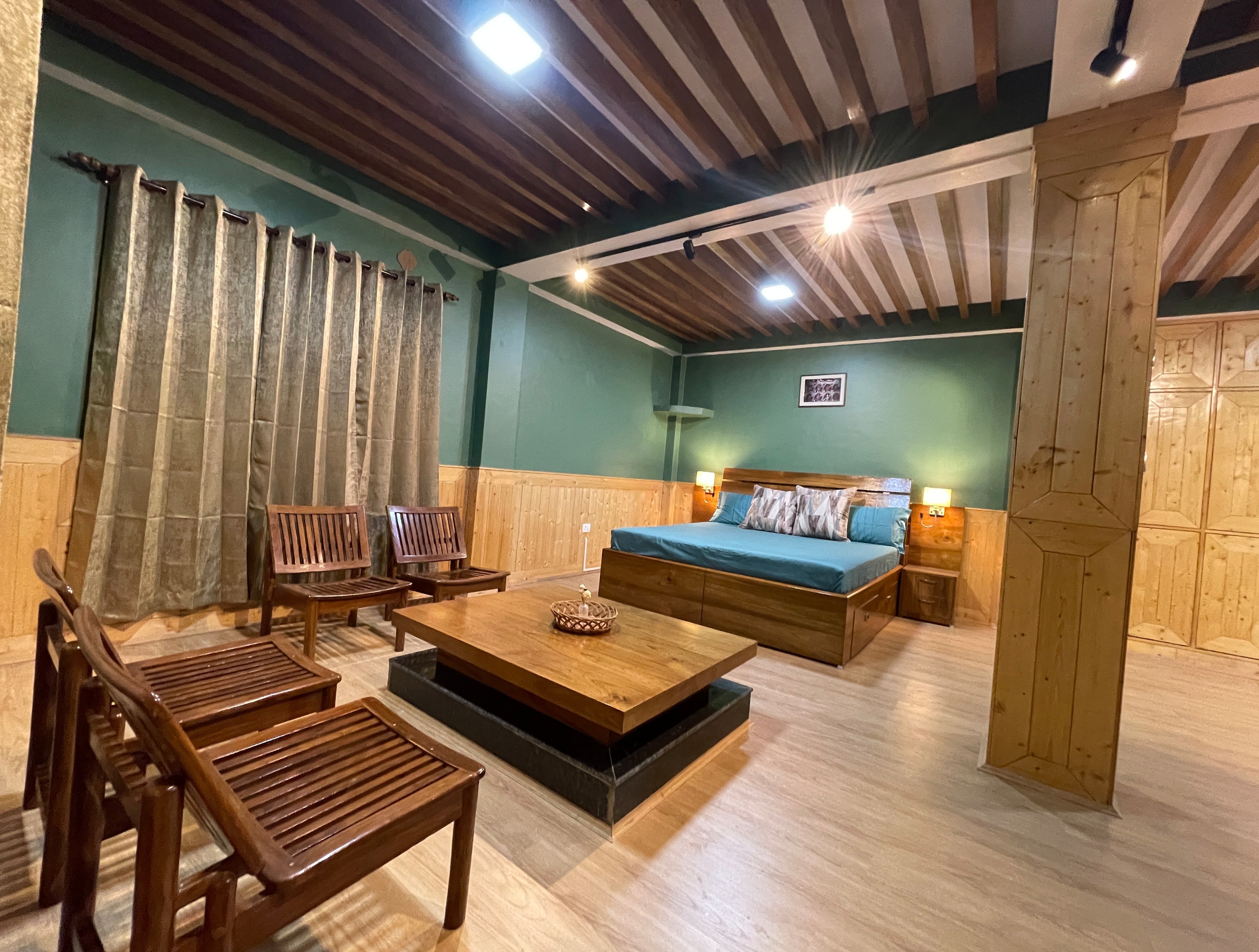 Dhames Home : Luxurious-Isolated-Panoramic view - Tap to explore photos