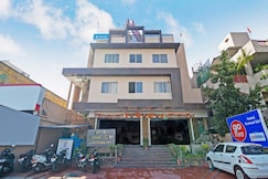 Hotel Kamad Giri, Ujjain