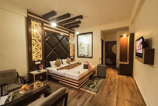 Hill House | Room & Restaurant