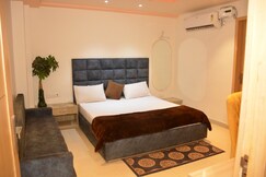 The Kuber AC Banquet Hall and Garden, Bareilly