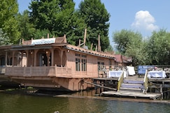Jackson Heights Houseboats, Srinagar