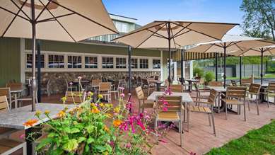 Best Western Plus Windjammer Inn & Conference Center - Tap to explore photos