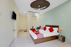 Hotel Intercity, Surat
