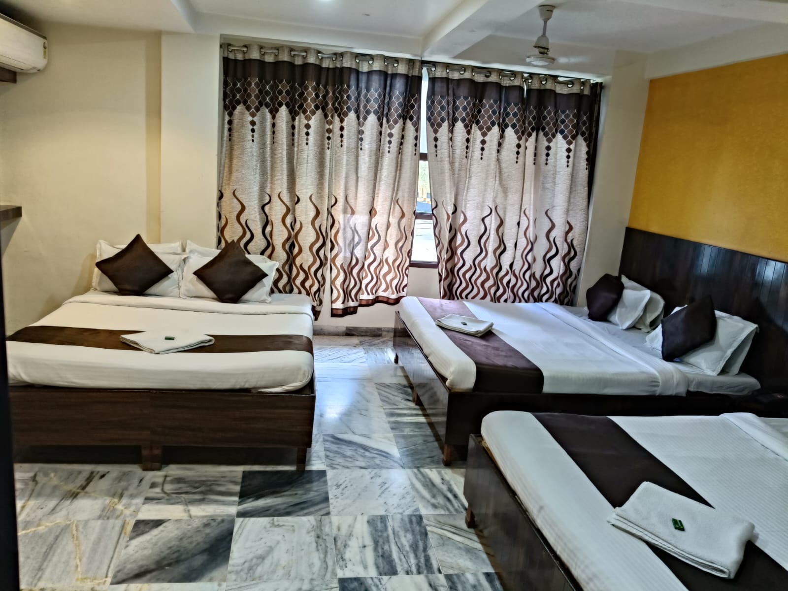 Hotel Sachidanand
