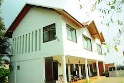 Mountain Valley Homestay | Rooms & Caretaker, Chikmagalur